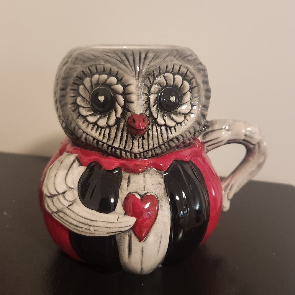 Ceramic Owl Mug in Red, Black & White - Decorative Coffee Cup